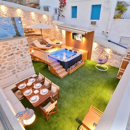 Villasonboard Rock Villa 3 Bed, 3 Bath, Jacuzzi, Seaside Ermioni Zewnętrze zdjęcie