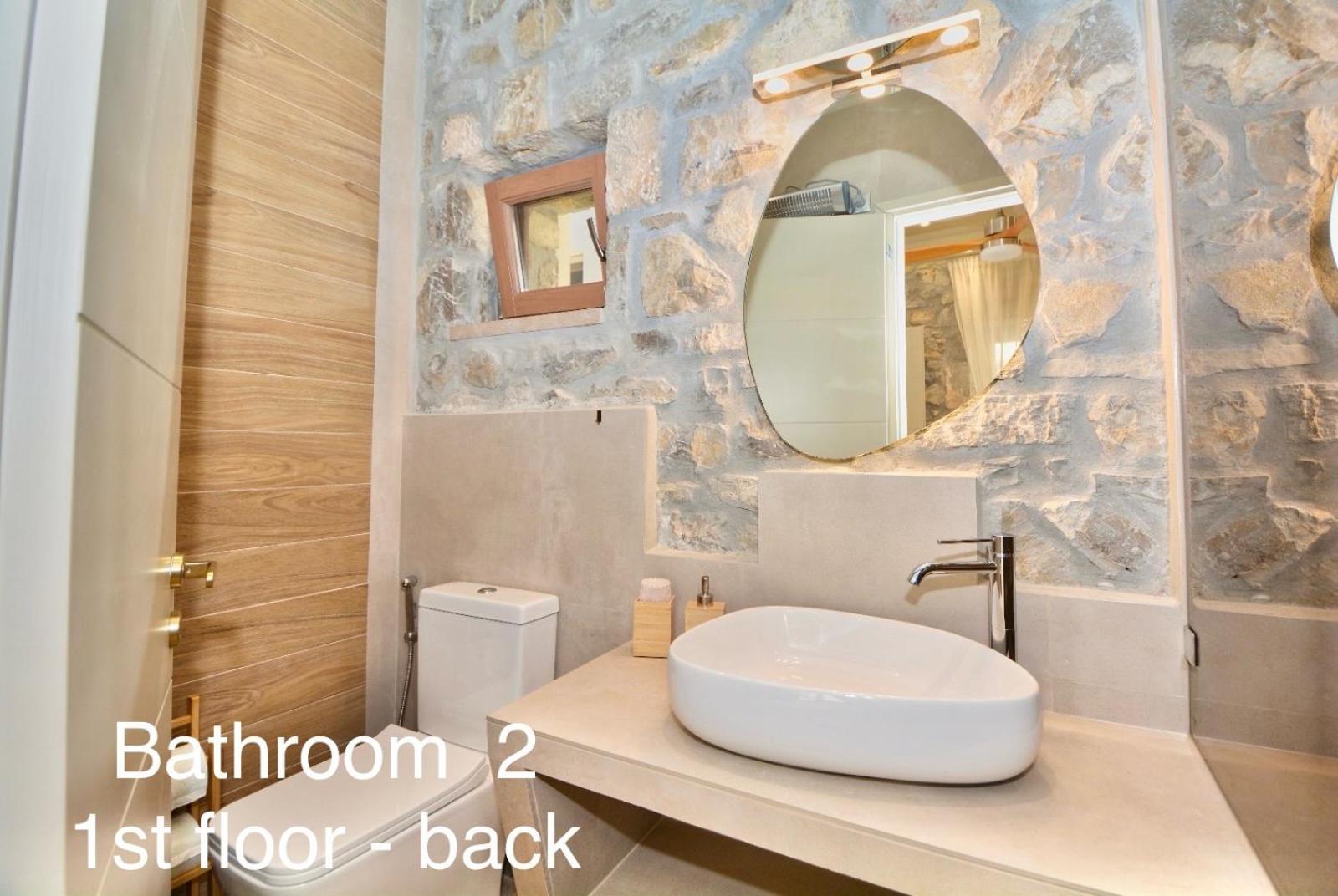 Villasonboard Rock Villa 3 Bed, 3 Bath, Jacuzzi, Seaside Ermioni Zewnętrze zdjęcie